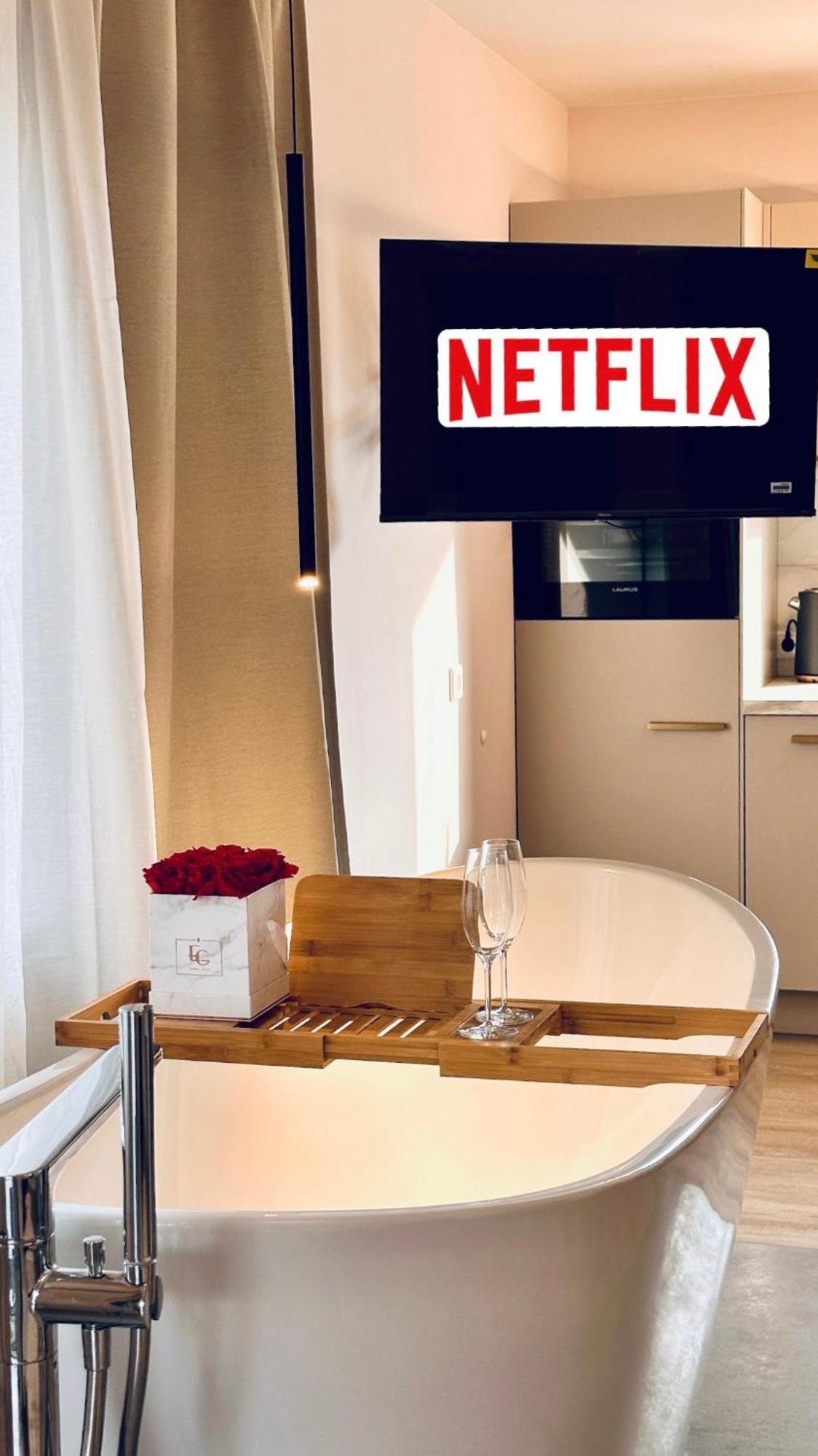 Leonardo Wuerzburg I Freistehende Badwanne Apartment Luaran gambar